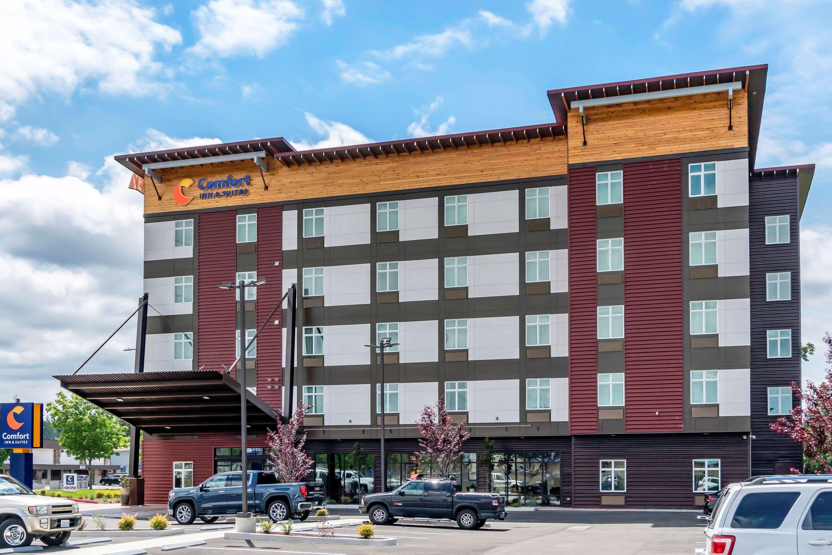 Comfort Inn & Suites Lakewood By Jblm Eksteriør billede